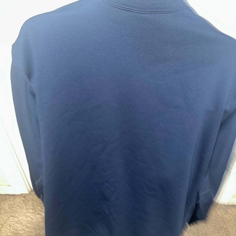 Men’s used Nike BYU crewneck sweatshirt size XL blue therma fit - Picture 4 of 4
